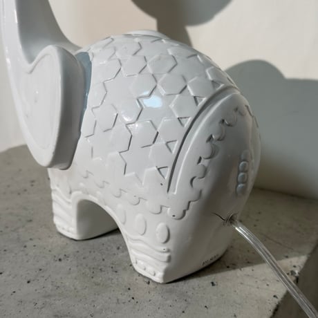 Elephant Ball Lamp