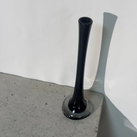 Black Tear Vase