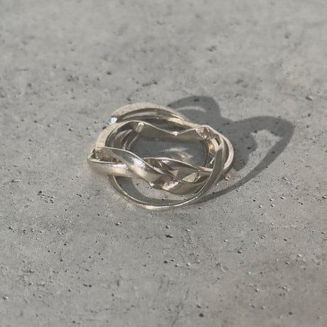 4 puzzle ring