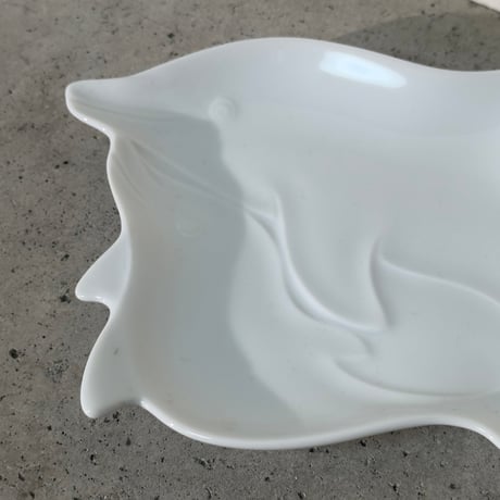 Twin Dolphin Plate