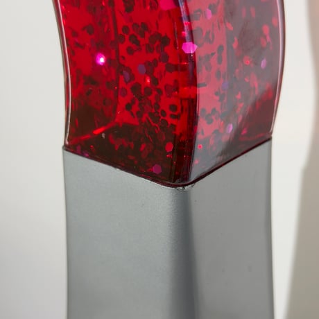 Wavy Red Glitter Lamp