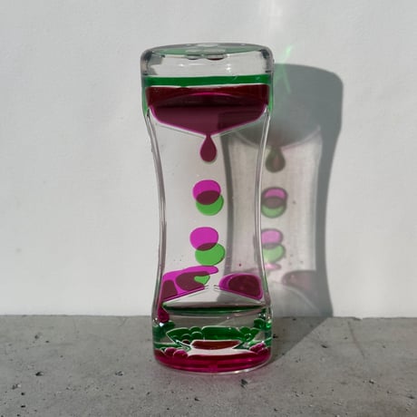 Liquid Motion Toy