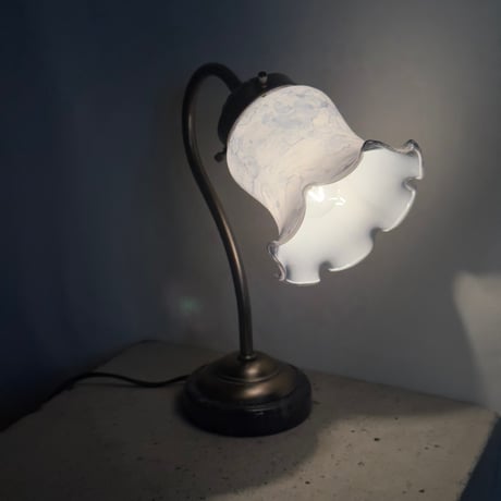 Stone Flower Lamp