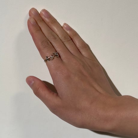 Plant Ivy Ring