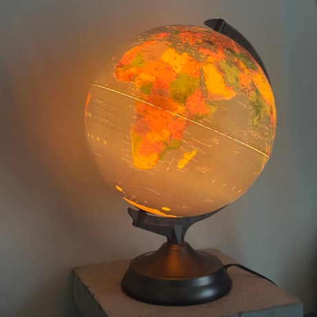 Big Globe Touch Lamp
