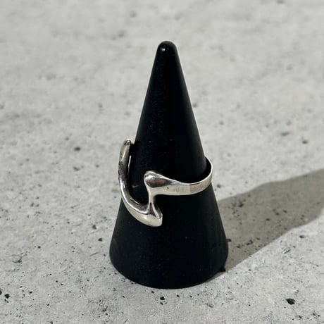 Modern Bend Ring