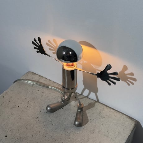 Humanoid Robot Lamp