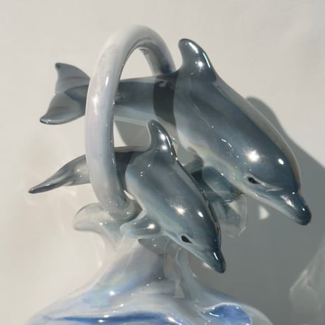 Dolphin Music Box