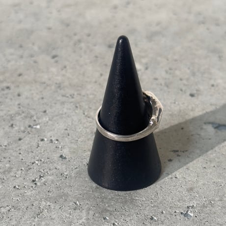 Twins Dolphin Ring