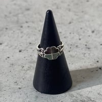 Clover Heart Ring