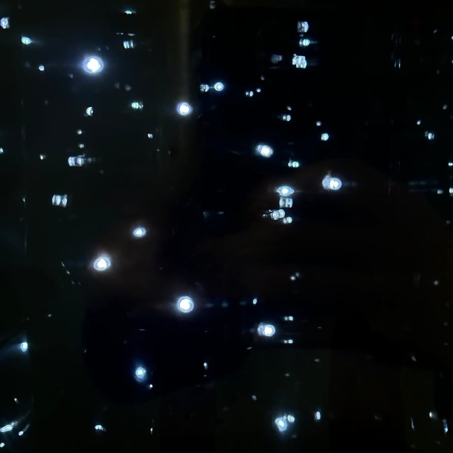 697792883e0c069338923617