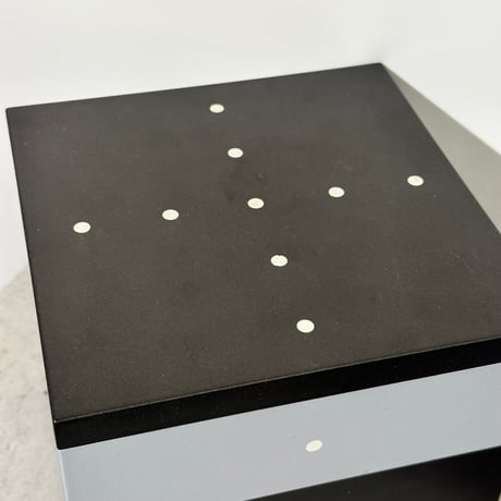Square Dots Box
