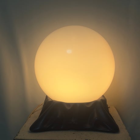 Sphere Glass Motion Lamp