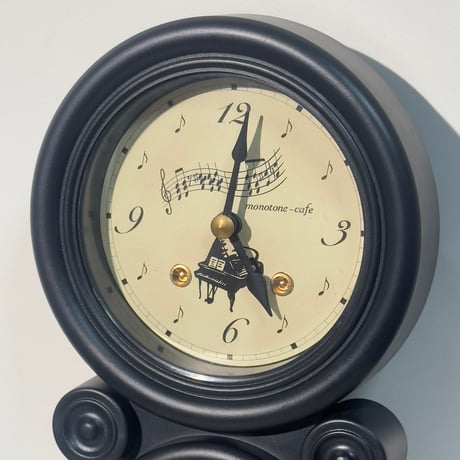 Piano Swing Clock