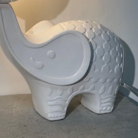 Elephant Ball Lamp
