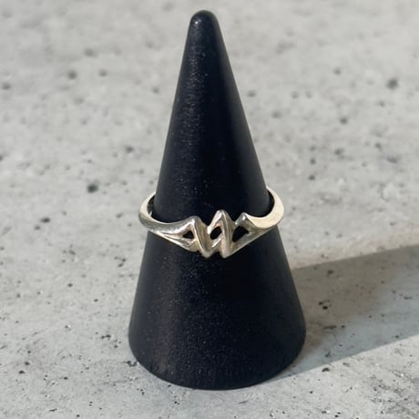 Zigzag Ring