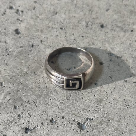 Spin Round Ring