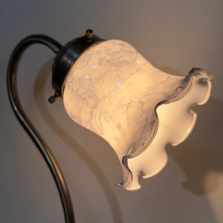 Stone Flower Lamp