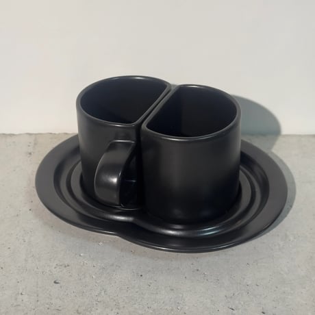 Twin Black Cup
