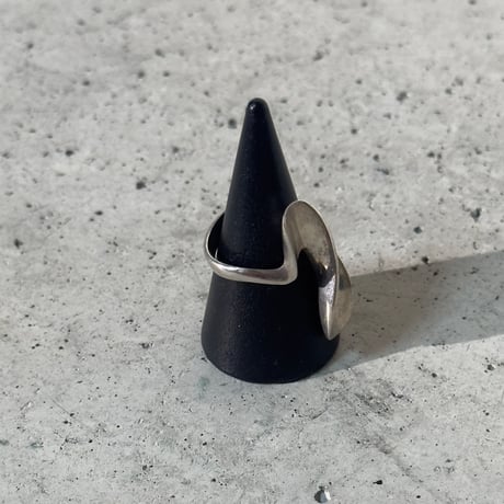 Bend Modern Ring