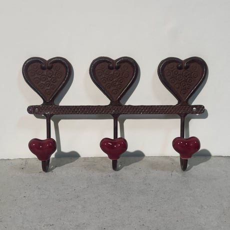 Triple Heart Hook