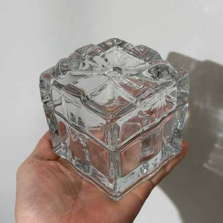 Glass Present Box