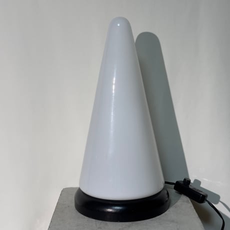 Pyramid Tower Lamp