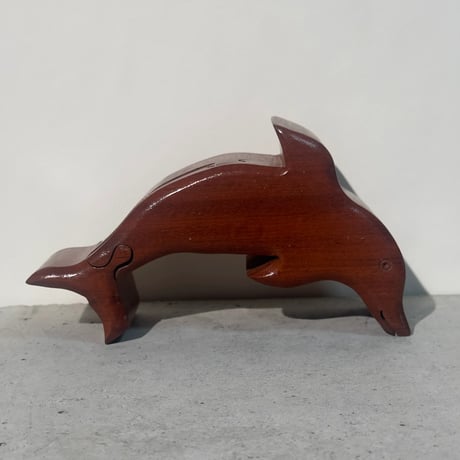 Dolphin Trick Box