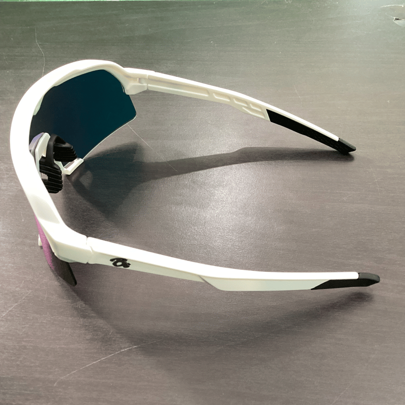 Bs Mark ＆ Name　オリジナル　サングラス（ホワイト） Bs Mark&Name オリジナルサングラス （フレーム：ホワイト) | GATE