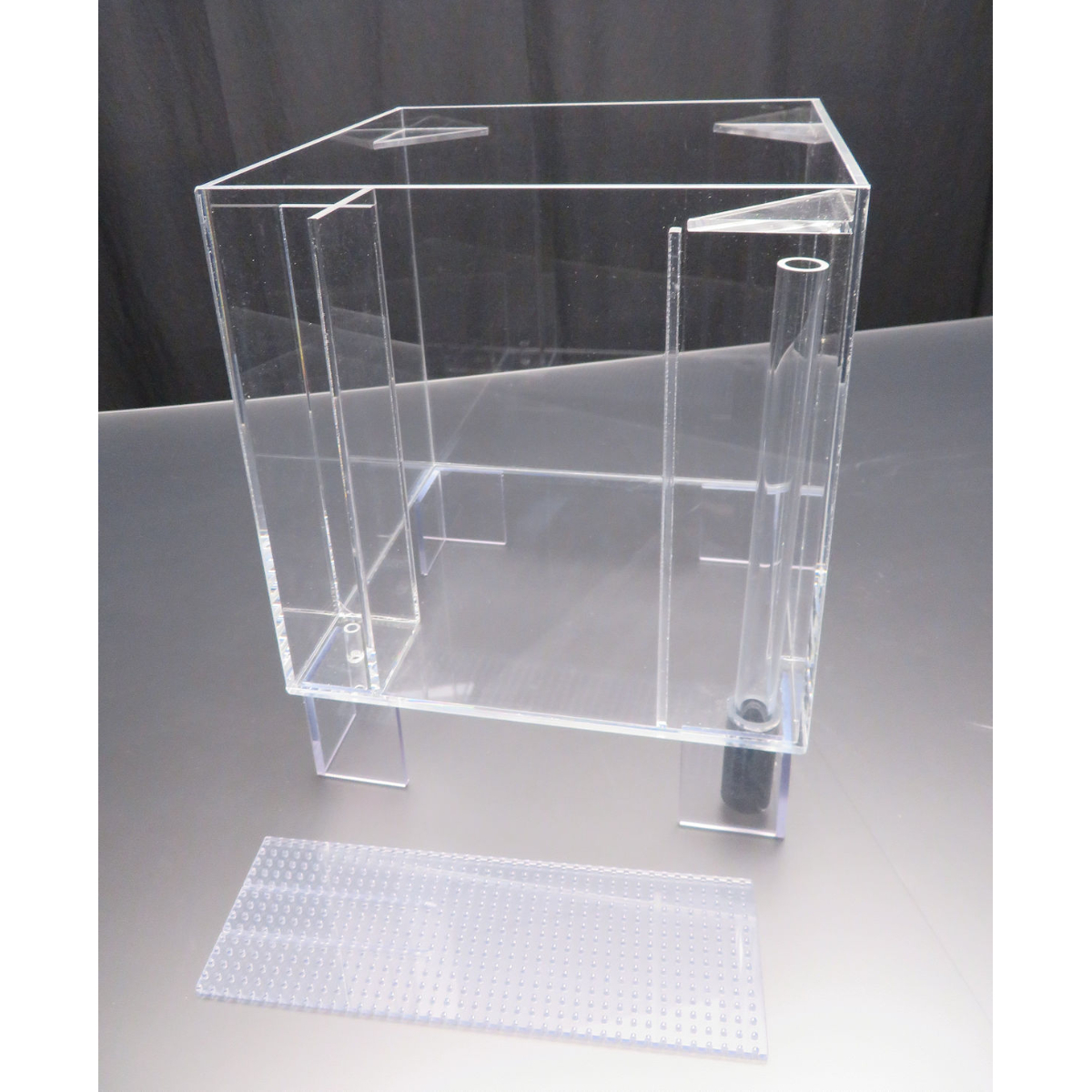 ガラス水槽オーバーフロー (30cm x 30cm x 30cm) ガラス水槽オーバーフロー (30cm x 30cm x 30cm) - メルカリ