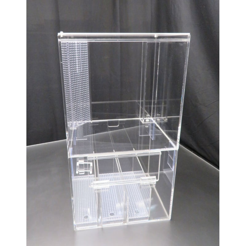 C 小さなオーバーフロー水槽 30×25×55cm 4槽浄化槽 | アクリル C 小さなオーバーフロー水槽 30×25×55cm 4槽浄化槽 | アクリル