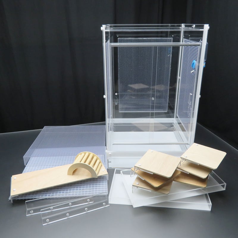 国産組み立て式フクロモモンガケージ 3面パンチング46×46×H75cm 国産組み立て式フクロモモンガケージ 3面パンチング46×46×H75cm