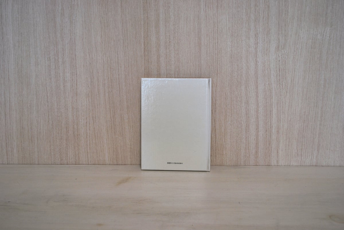 ジョーン・ウォルシュ・アングランド ミニブック Joan Walsh Anglund