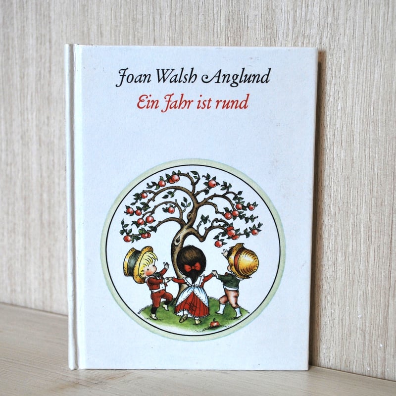 ジョアン・ウォルシュ アングランド プレートJoan walsh anglund Childhood Is A Time of Innocence（Joan Walsh Anglund 著