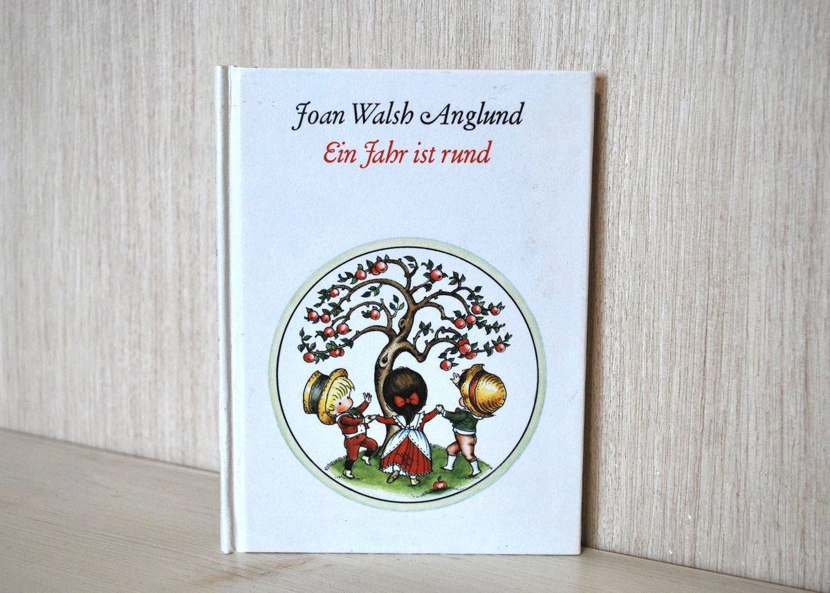 ジョアン・ウォルシュ アングランド プレートJoan walsh anglund Childhood Is A Time of Innocence（Joan Walsh Anglund 著