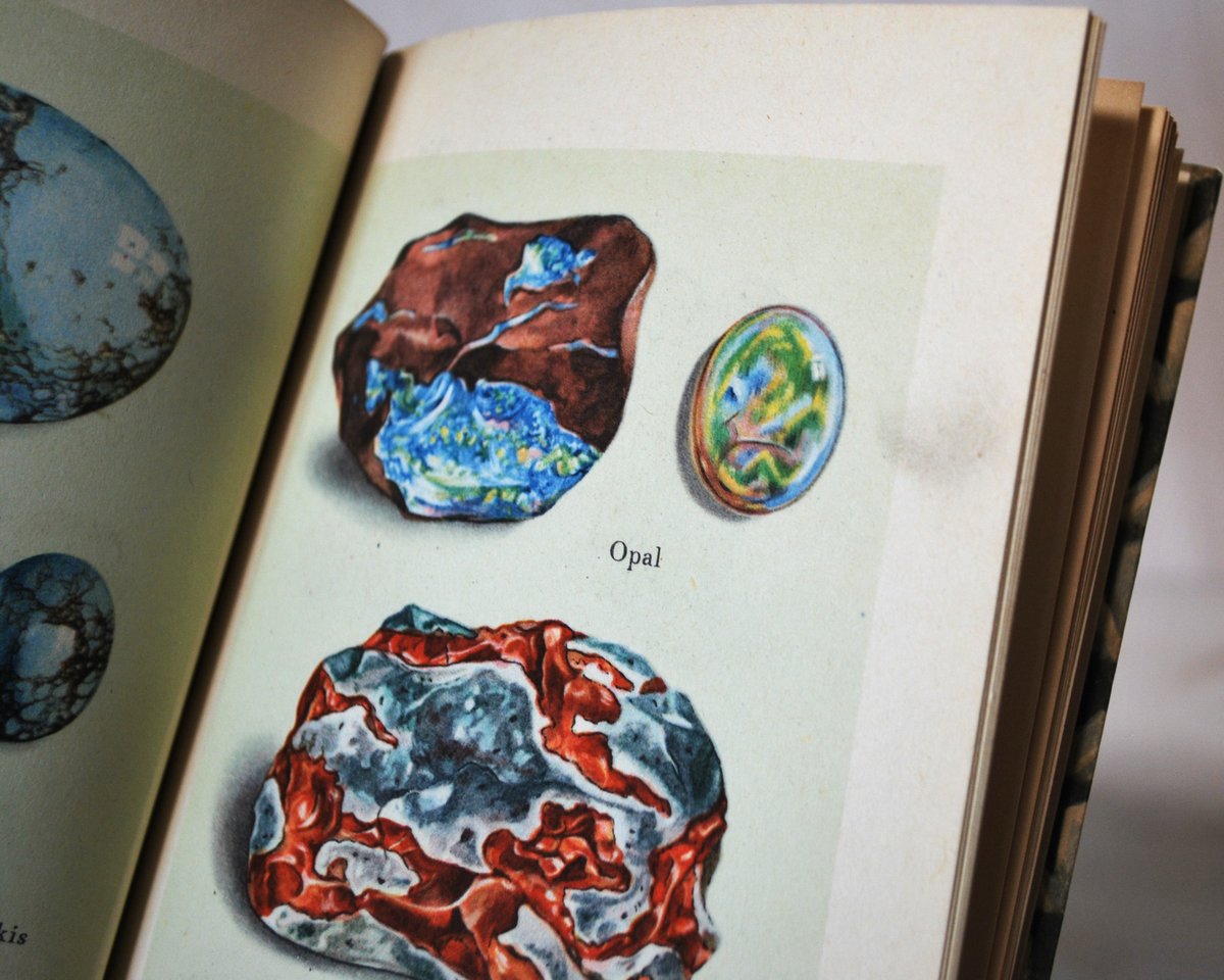 インゼル文庫 No. 54　小さな鉱物の本　宝石　撮影小物　ディスプレイ洋書 MINERALOGIE I 小さな鉱物の本 宝石 撮影小物 ディスプレイ洋書