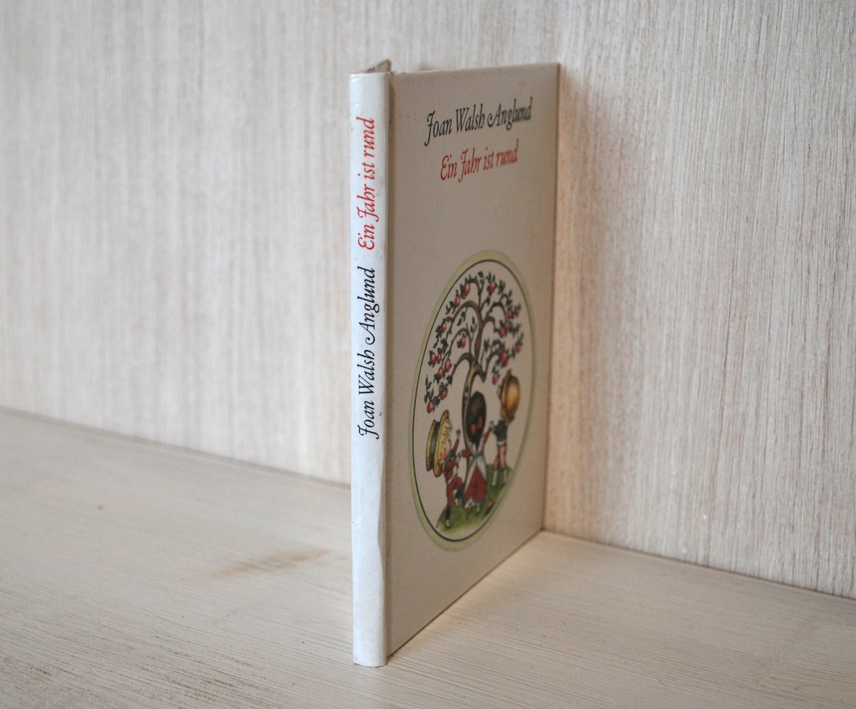 ジョーン・ウォルシュ・アングランド ミニブック Joan Walsh