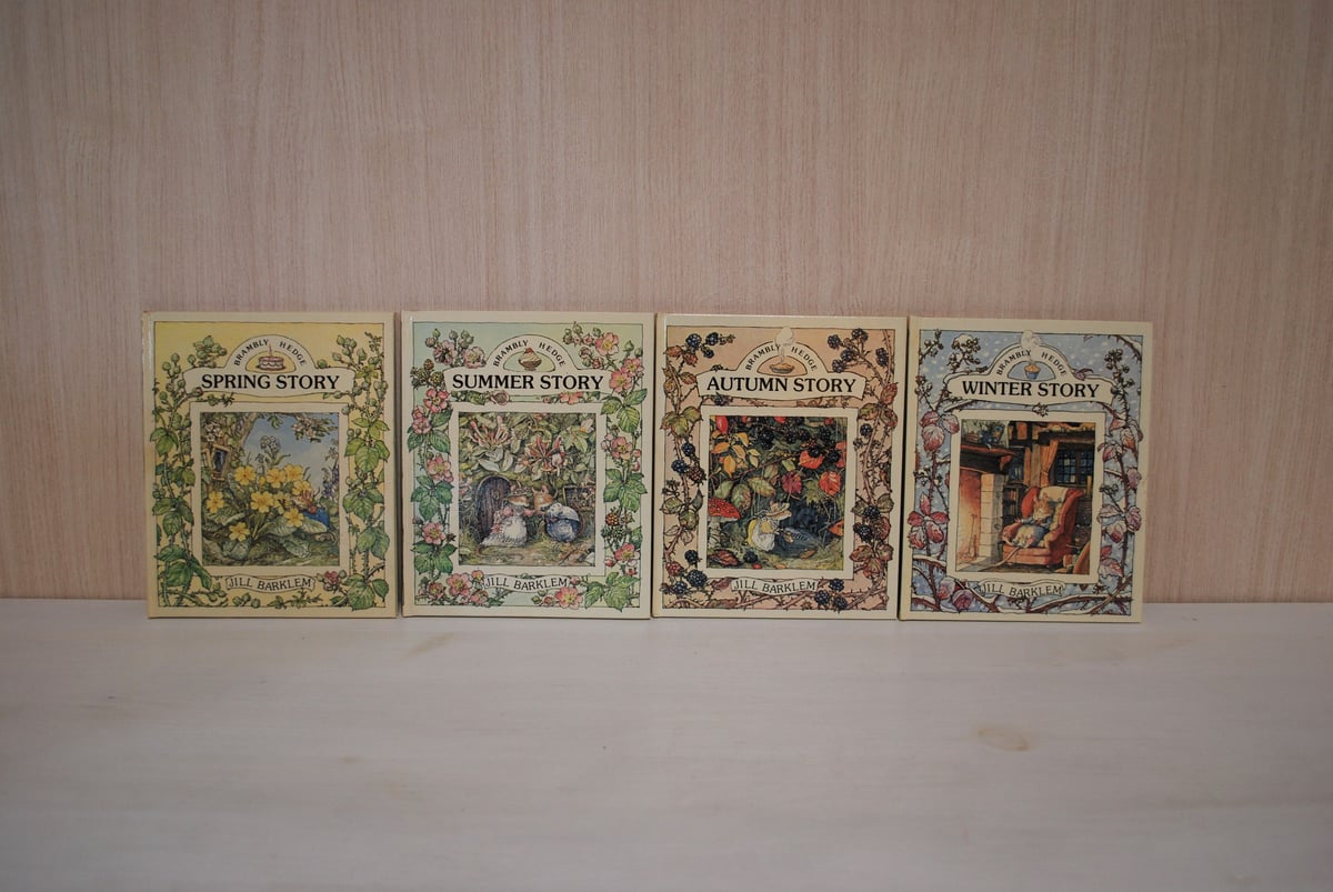 ジル・バークレム ”Brambly Hedge” Jill Barklem 「のばらの村の