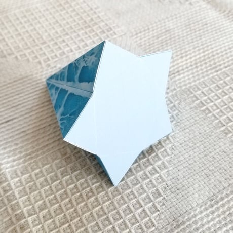 「湿った雪」ギフトボックス展開図