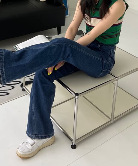 TWISTED SEAM FLARE DENIM