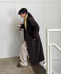CLASSICAL BROWN COAT