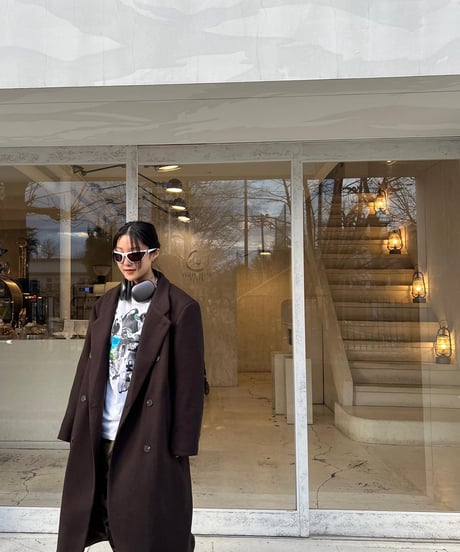CLASSICAL BROWN COAT
