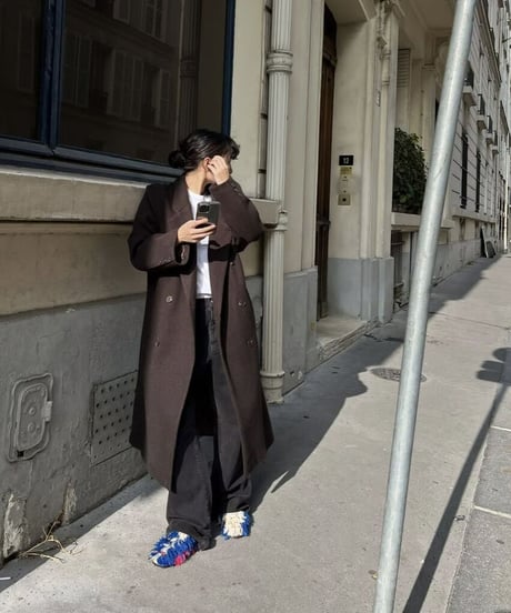 CLASSICAL BROWN COAT