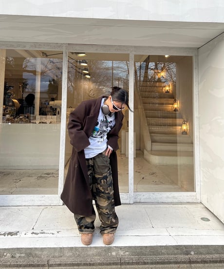 CLASSICAL BROWN COAT