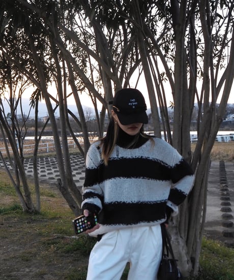 STRIPE DAMAGE KNIT