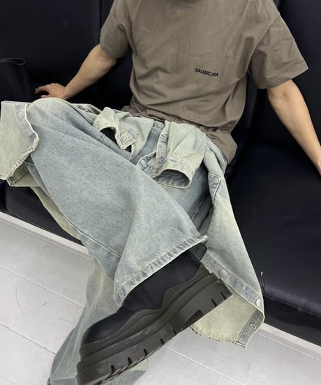 ［Restock］WASHED PALE JEANS SET