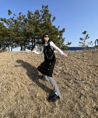 DAMAGE HOLE KNIT ONE-PIECE
