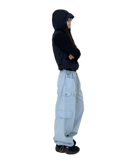 PASTEL PARACHUTE PANTS