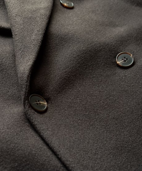 CLASSICAL BROWN COAT