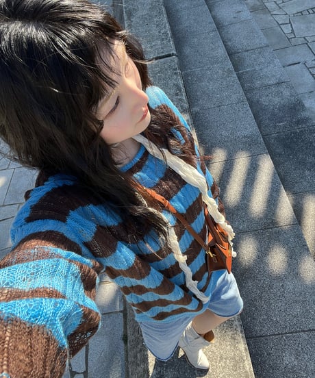BEE KNIT